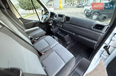Грузовой фургон Renault Master 2021 в 
