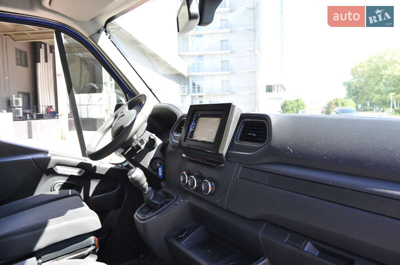 Грузовой фургон Renault Master 2021 в Киеве
