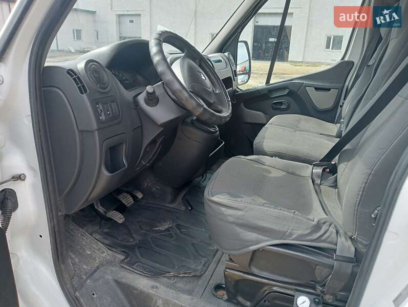 Вантажний фургон Renault Master 2018 в Самборі