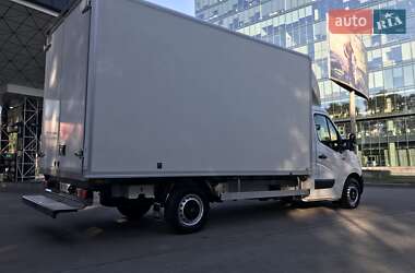 Грузовой фургон Renault Master 2018 в 