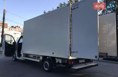 Грузовой фургон Renault Master 2018 в 
