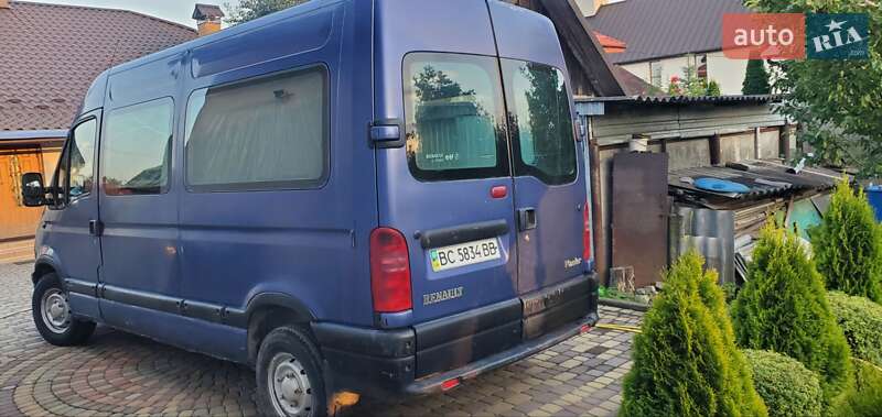 Микроавтобус Renault Master 2000 в Радехове