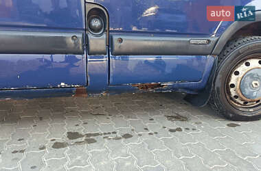 Грузовой фургон Renault Master 2006 в 