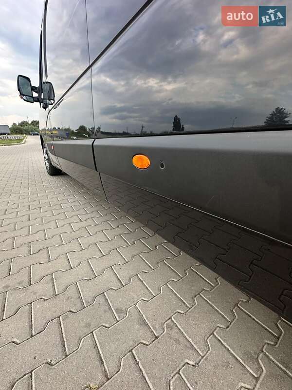 Грузовой фургон Renault Master 2023 в Киеве