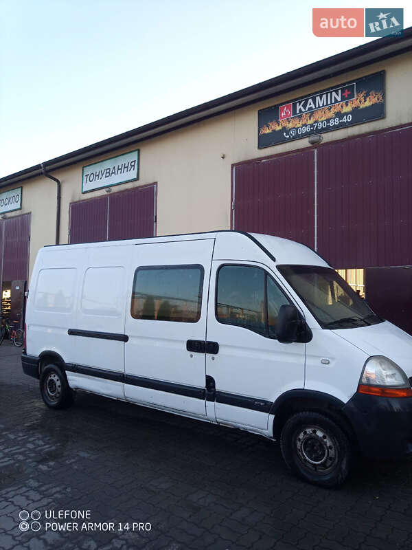 Грузопассажирский фургон Renault Master 2007 в Нововолынске