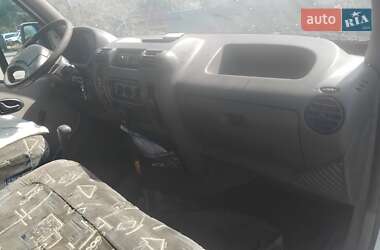 Грузовой фургон Renault Master 1999 в Кривом Роге