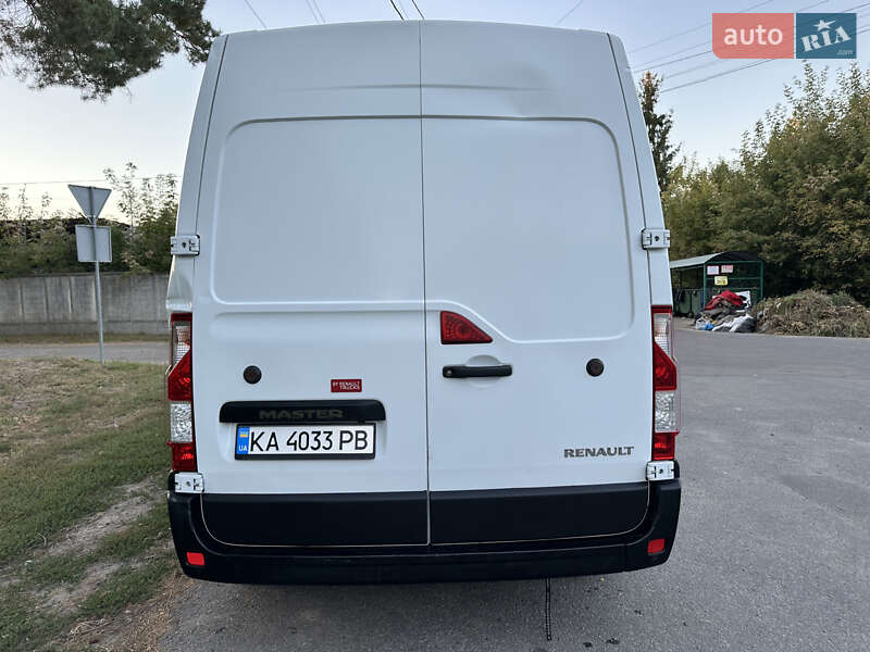 Грузовой фургон Renault Master 2016 в Киеве