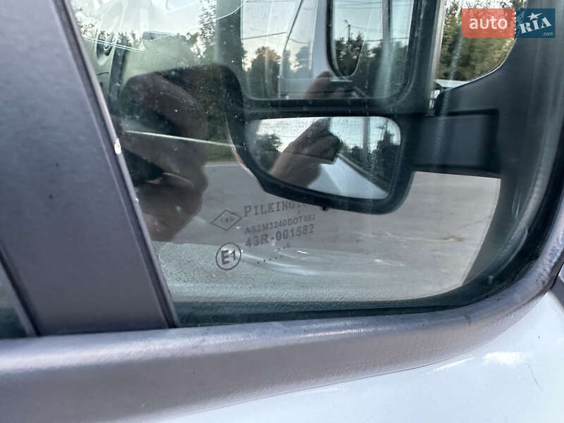 Грузовой фургон Renault Master 2016 в Киеве