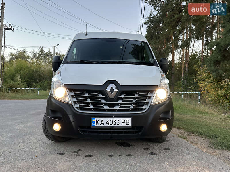 Грузовой фургон Renault Master 2016 в Киеве