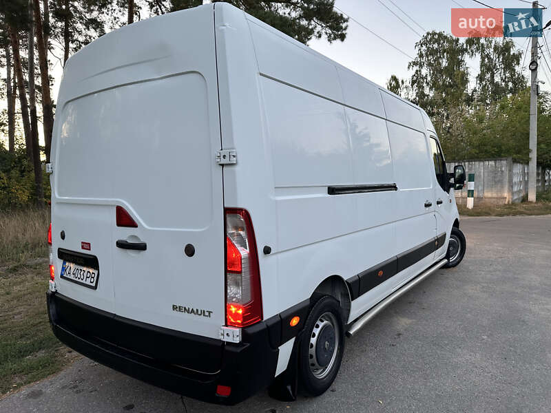 Грузовой фургон Renault Master 2016 в Киеве