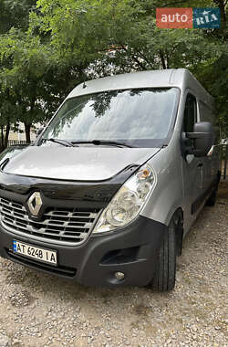 Вантажний фургон Renault Master 2016 в Івано-Франківську