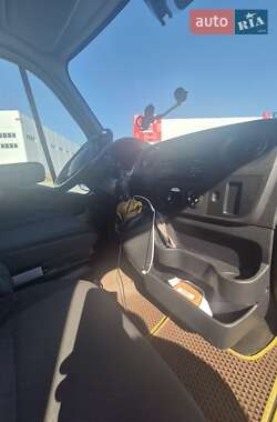 Вантажний фургон Renault Master 2017 в 