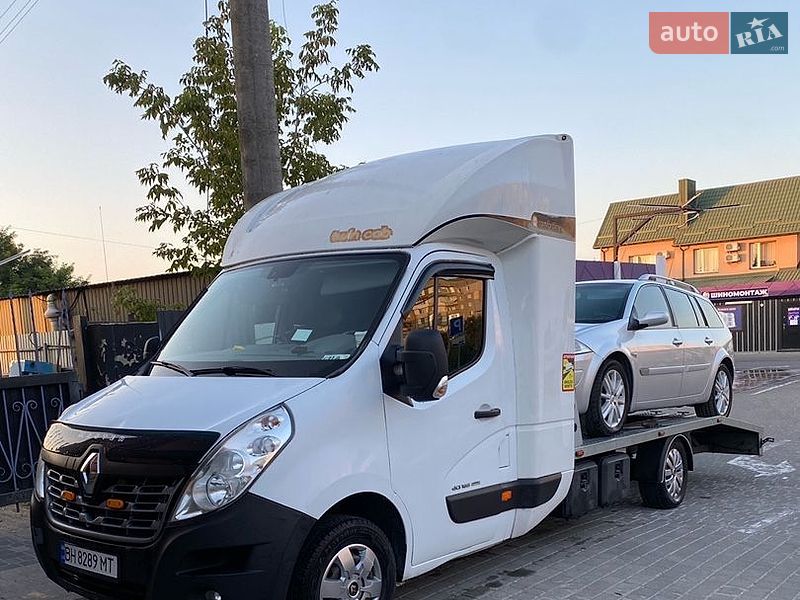 Автовоз Renault Master 2016 в Ровно