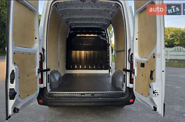 Грузовой фургон Renault Master 2018 в 