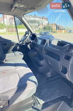 Грузовой фургон Renault Master 2019 в 