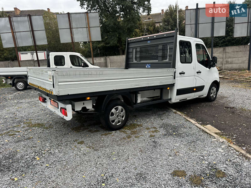 Грузовой фургон Renault Master 2015 в Ровно