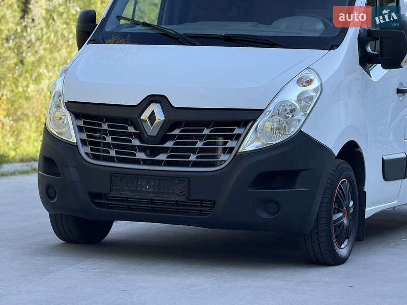 Грузовой фургон Renault Master 2017 в Дрогобыче