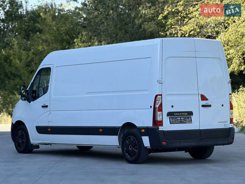 Грузовой фургон Renault Master 2017 в Дрогобыче