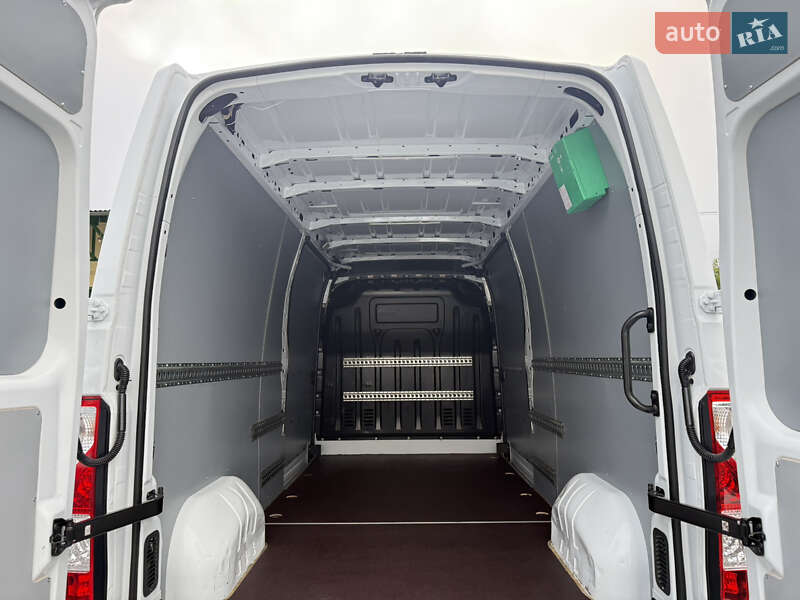 Грузовой фургон Renault Master 2021 в Луцке