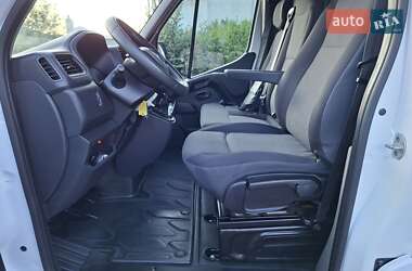 Грузовой фургон Renault Master 2021 в 