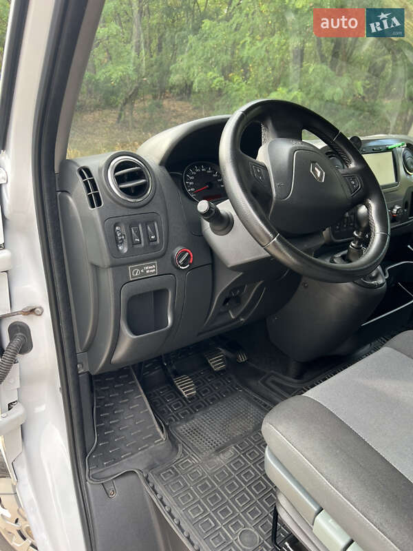 Грузовой фургон Renault Master 2018 в Киеве