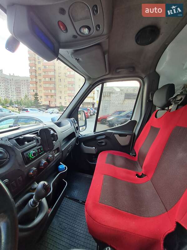 Грузовой фургон Renault Master 2011 в Киеве фото 4 Грузовой фургон Renault Master 2011 в Киеве