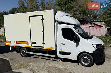 Грузовой фургон Renault Master 2020 в 