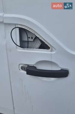 Грузовой фургон Renault Master 2019 в 