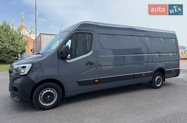 Грузовой фургон Renault Master 2023 в 