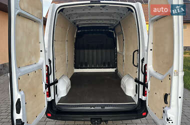 Грузовой фургон Renault Master 2020 в 