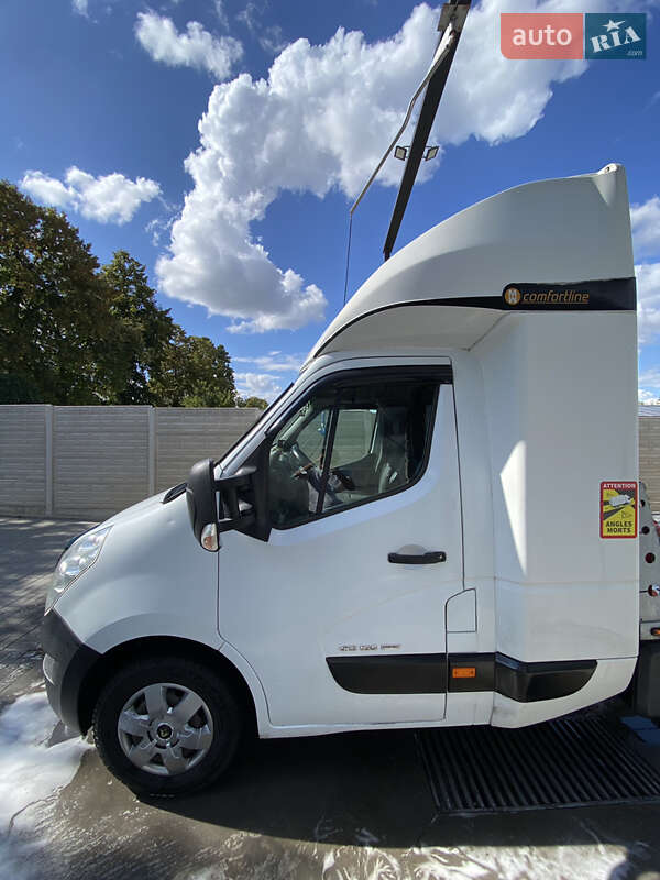 Автовоз Renault Master 2016 в Ровно