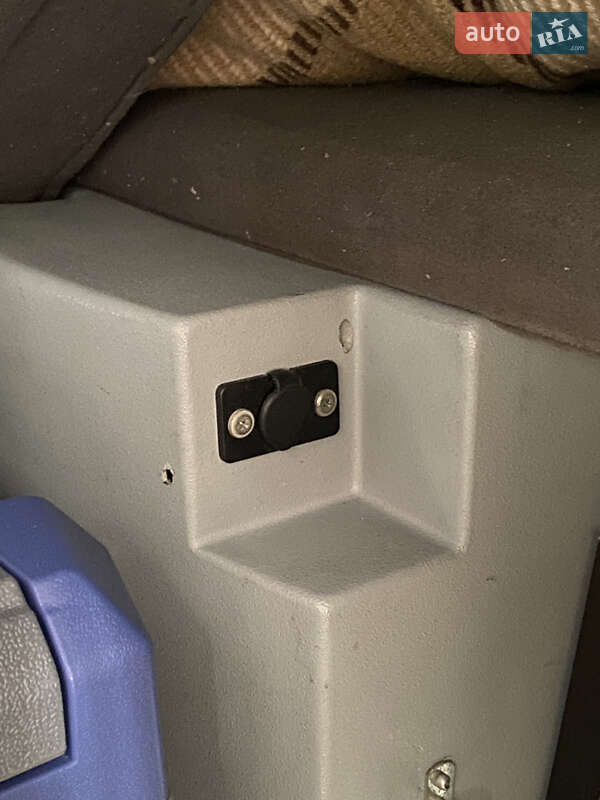 Автовоз Renault Master 2016 в Ровно