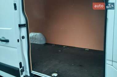 Вантажний фургон Renault Master 2021 в 