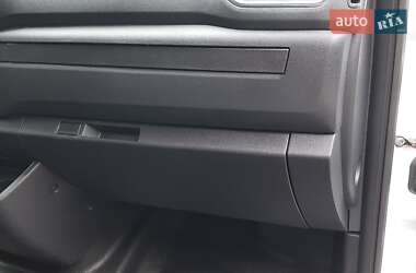 Вантажний фургон Renault Master 2021 в 