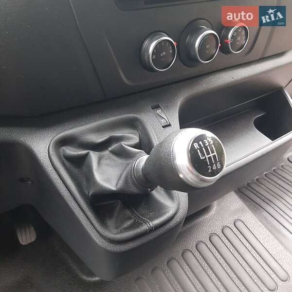 Вантажний фургон Renault Master 2021 в Полтаві