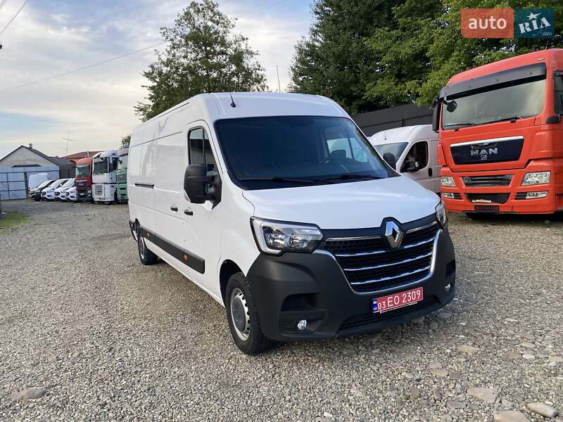 Грузовой фургон Renault Master 2022 в Хусте