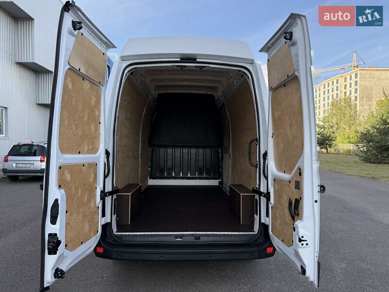 Грузовой фургон Renault Master 2021 в Киеве