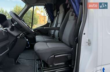 Вантажний фургон Renault Master 2021 в 