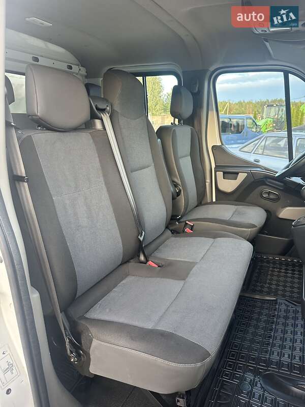 Тентованый Renault Master 2015 в Луцке