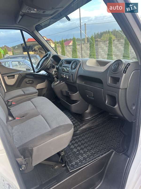 Тентованый Renault Master 2015 в Луцке
