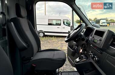 Грузовой фургон Renault Master 2021 в 