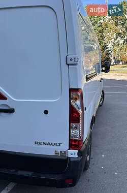 Грузовой фургон Renault Master 2017 в 