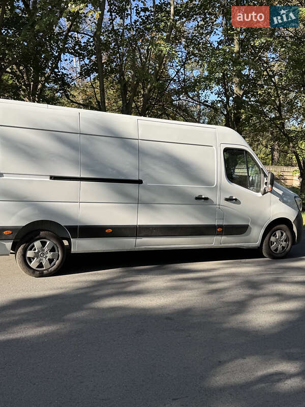 Вантажний фургон Renault Master 2021 в Дніпрі