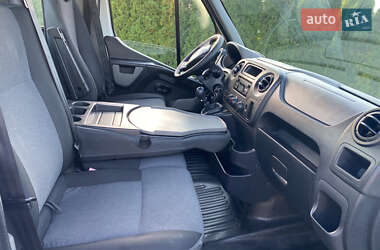 Евакуатор Renault Master 2017 в Луцьку