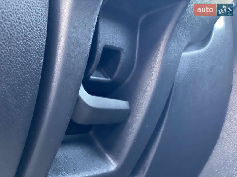 Автовоз Renault Master 2017 в Луцке