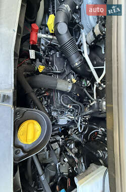 Грузовой фургон Renault Master 2021 в 