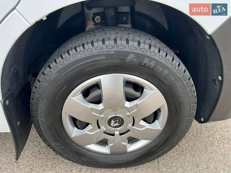 Тентованый Renault Master 2022 в Киеве