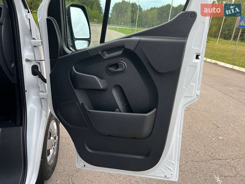 Тентованый Renault Master 2022 в Киеве