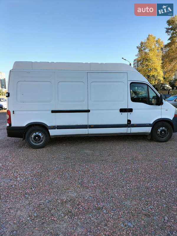 Вантажний фургон Renault Master 2008 в Києві