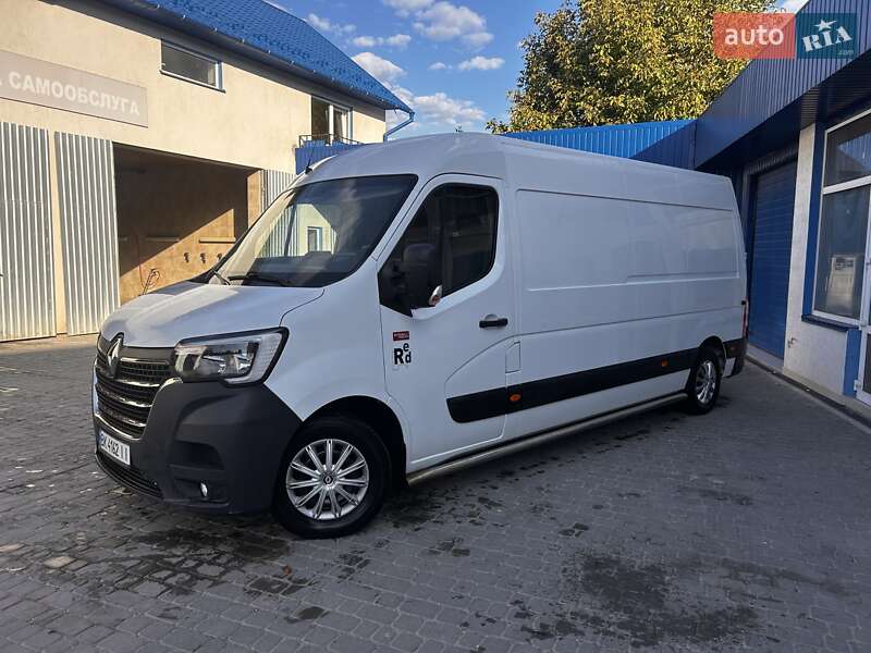 Грузовой фургон Renault Master 2020 в Кременце